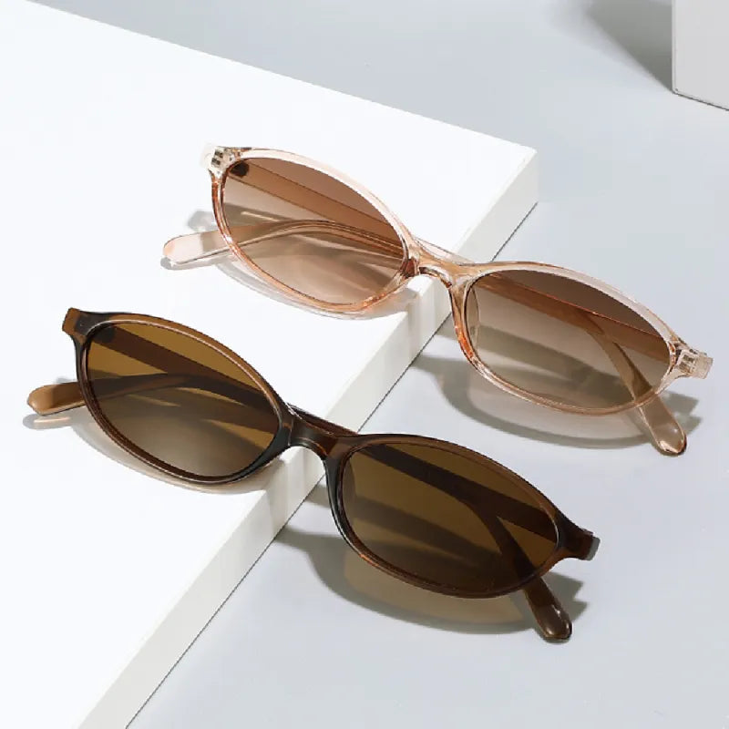 Vintage Sonnenbrille im ovalen Look ⎜ Retro-Charme mit UV-Schutz für warme Tage