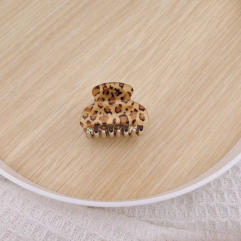 Mittlere Haarspange mit Leopardenmuster ⎜ Stabile Haarklammer für halboffene Frisuren und hohe Zöpfe