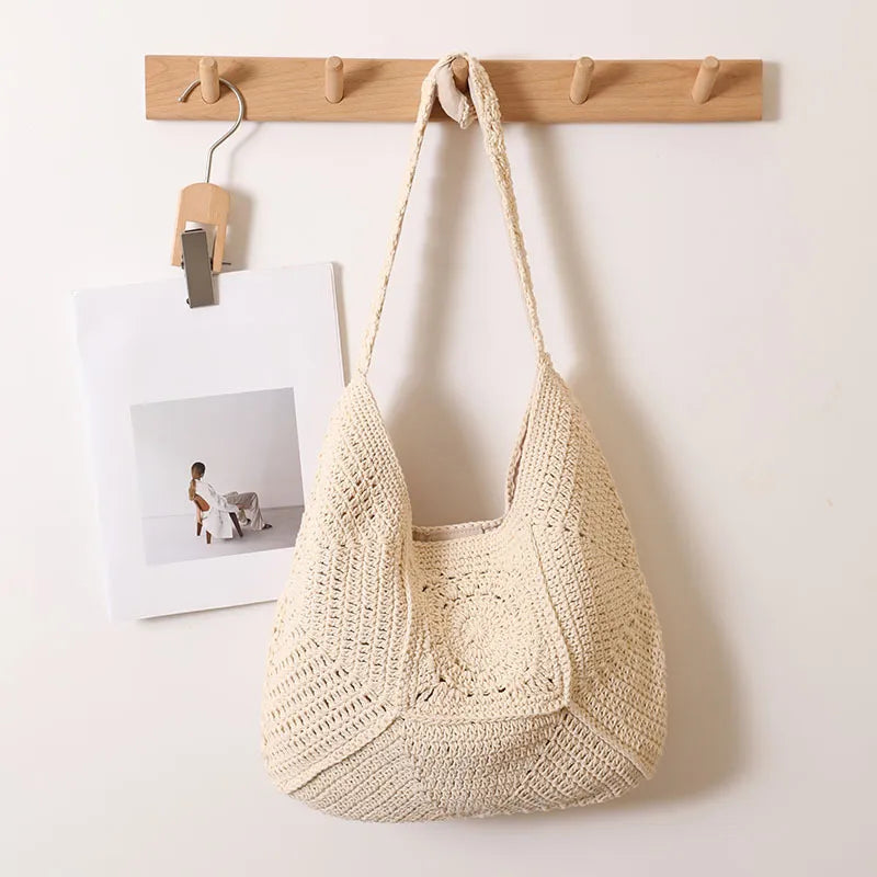 Strandtasche aus Baumwollgarn ⎜ Handgefertigte Häkeltasche mit Vintage-Charme für Urlaub und Freizeit