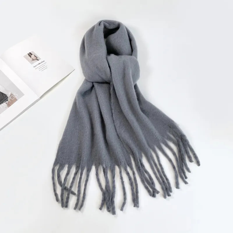 Schal für Damen und Herren⎜ Flauschiger Unischal mit Fransen für Eleganz und Wärme