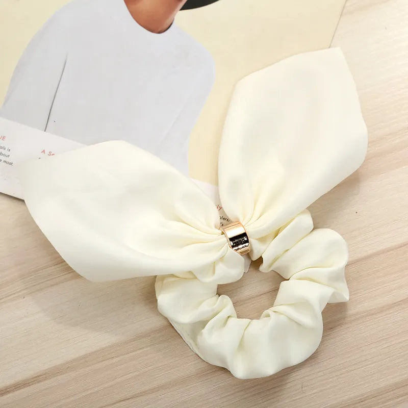 Haarband mit Schleife und Metallschnalle ⎜ Elastisches Haargummi aus Stoff für stilvolle Alltagsfrisuren