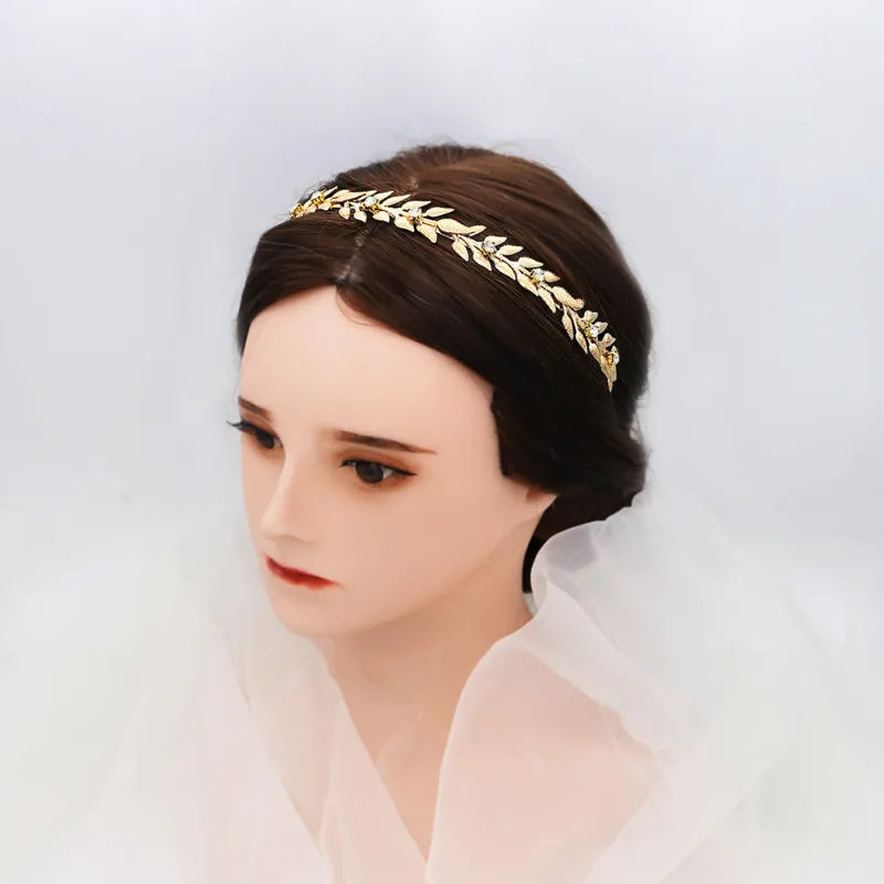 Goldener Haarreif im Vintage-Stil für Damen ⎜ Eleganter Kopfschmuck mit Blättermotiv für festliche Anlässe