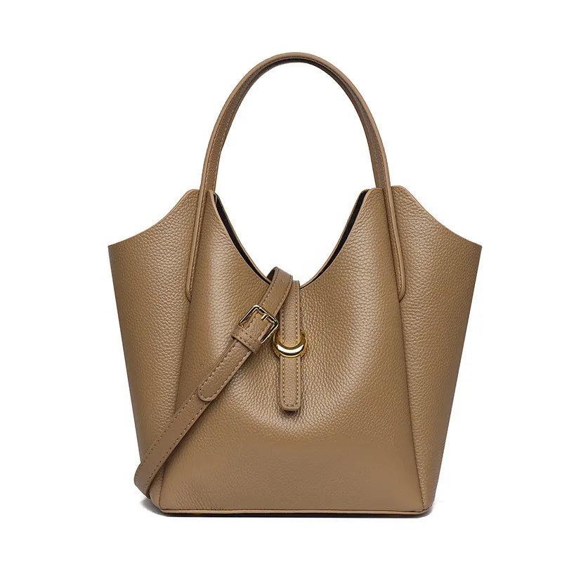Henkeltasche für Damen aus Lederoptik ⎜ Geräumige Umhängetasche mit Tragegriff für elegante Alltagslooks