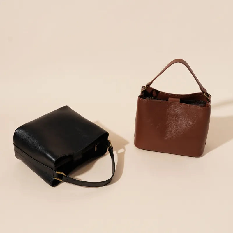 Damen Schultertasche im Lederlook ⎜ Klassische Vintage-Bag mit viel Platz für Alltag und Freizeit