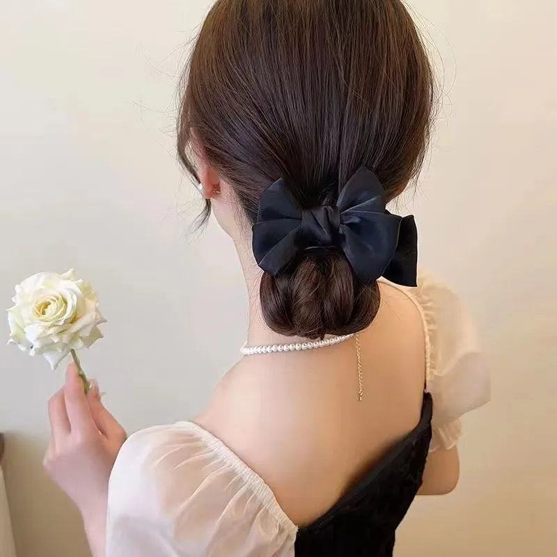 Haarspange mit Schleife für Damen ⎜ Eleganter Dutt-Clip für romantische Zopf- und Hochsteckfrisuren