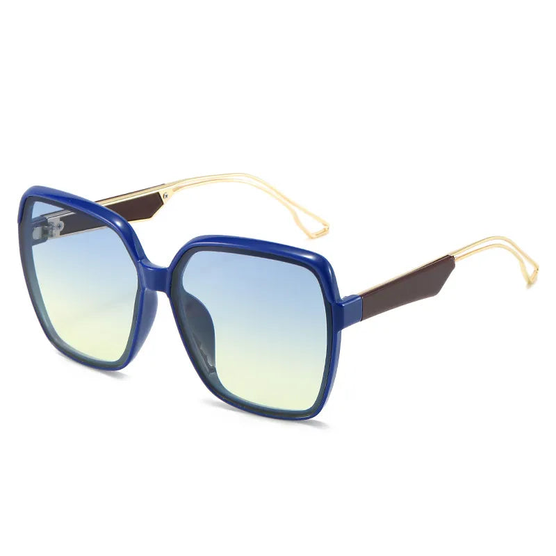 Quadratische Sonnenbrille mit Farbverlauf ⎜ Modischer UV-Schutz für sonnige Stunden