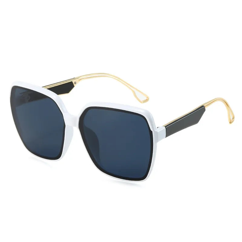 Quadratische Sonnenbrille mit Farbverlauf ⎜ Modischer UV-Schutz für sonnige Stunden