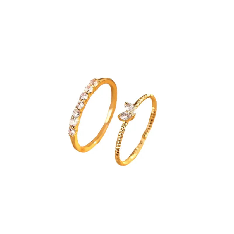 Zirkonia-Ringe für Damen in Goldoptik ⎜ Filigranes Set für stilvolle Akzente im Alltag oder zu besonderen Anlässen
