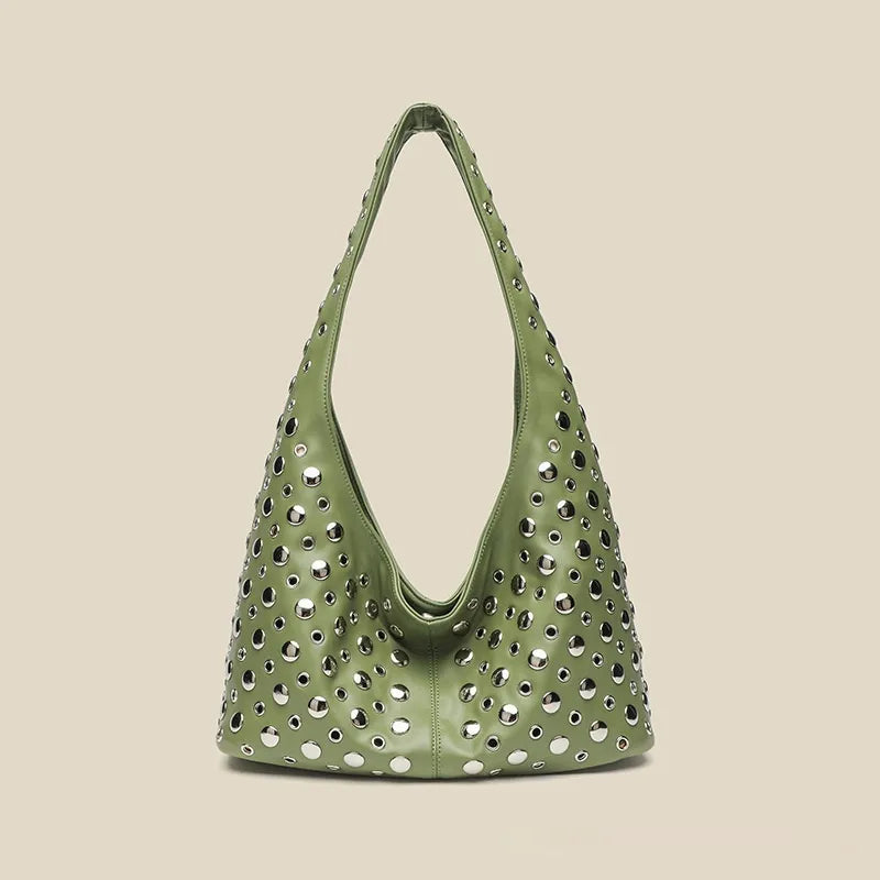 Damen Umhängetasche mit Nieten ⎜ Modische Schultertasche mit Metallic-Akzenten für trendige Looks