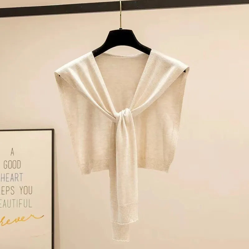 Gestreifter Damen-Strickschal ⎜ Vielseitig kombinierbar für moderne Layering-Looks