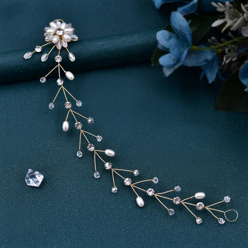 Schmuck Haarteil mit Perlen und Kristallen ⎜ Handgefertigter Haarschmuck für elegante Hochsteckfrisuren