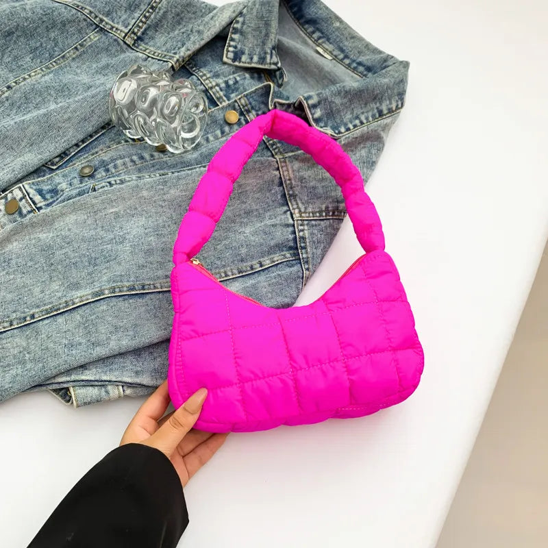 Unterarmtasche für Damen ⎜ Gepolsterte Schultertasche in Trendfarben für Alltag und Freizeit