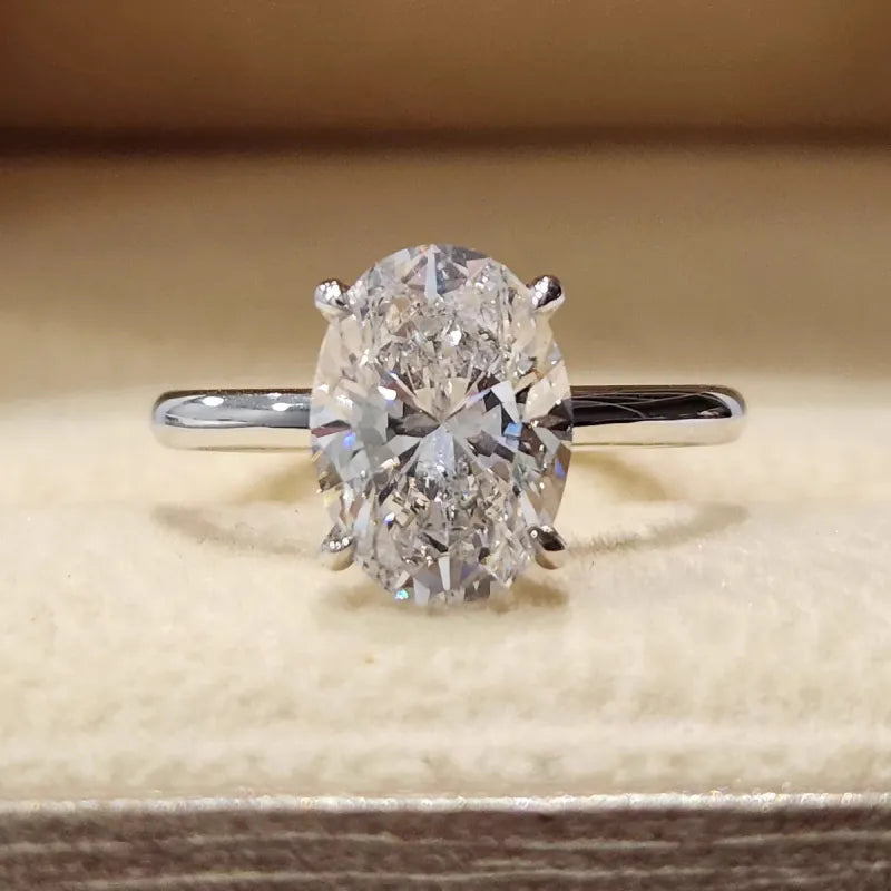 Damenring mit Zirkonia ⎜ Eleganter Fingerring in Ovalform für stilvolle Anlässe und luxuriösen Glanz