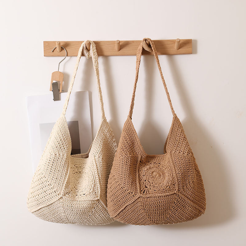 Strandtasche aus Baumwollgarn ⎜ Handgefertigte Häkeltasche mit Vintage-Charme für Urlaub und Freizeit