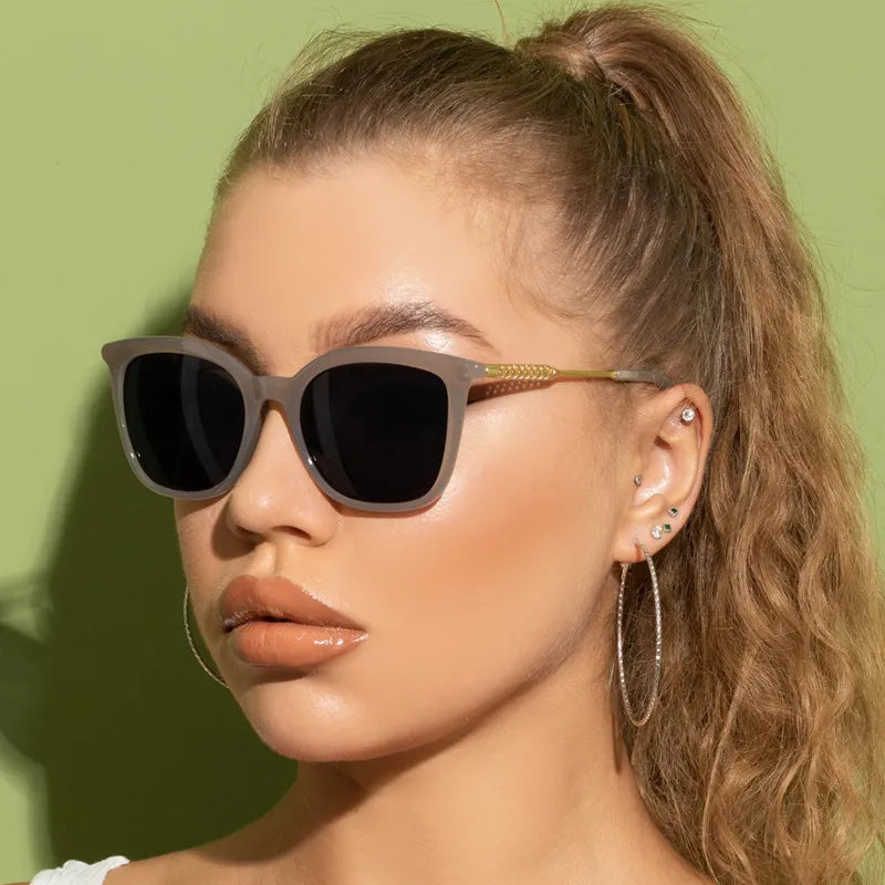 Vintage-Sonnenbrille mit Metallbügeln ⎜ Perfekt für City-Styles und sonnige Tage