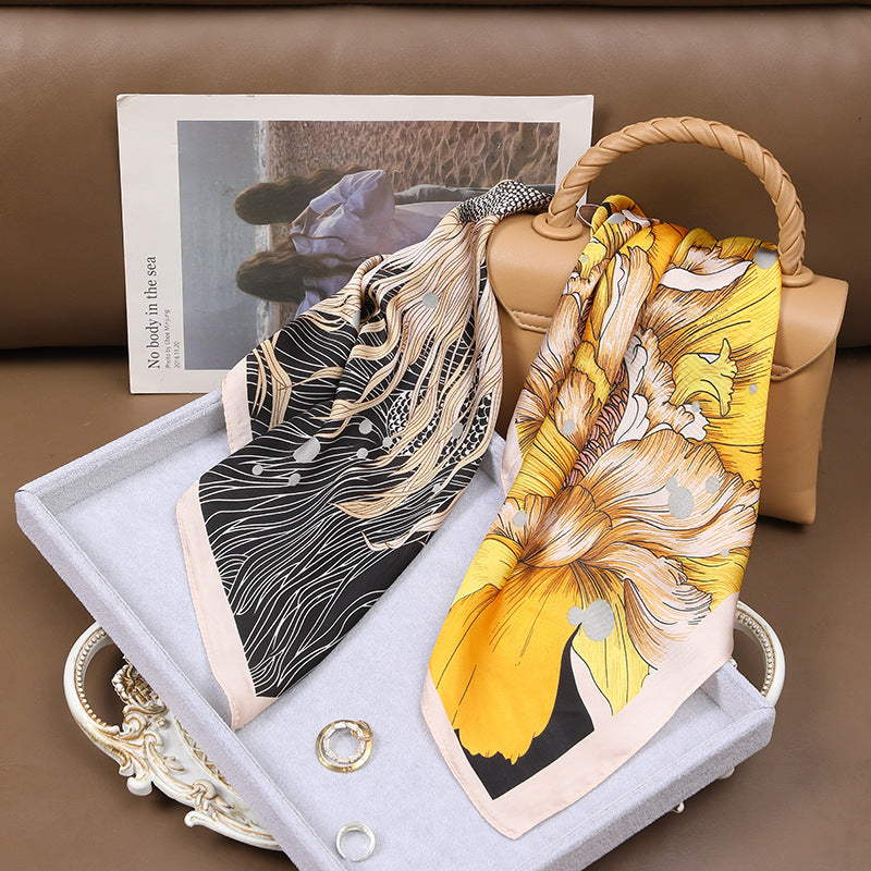 Vintage-inspiriertes Halstuch mit Blumenmuster ⎜ Eleganter Seidenschal für Business und Alltag