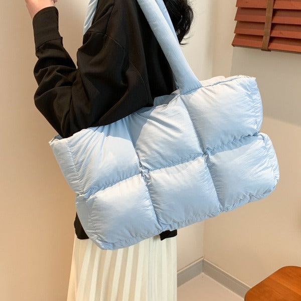 Puff-Tasche für Damen ⎜ Gepolsterte Schultertasche in Stepp-Optik für gemütliche Tage