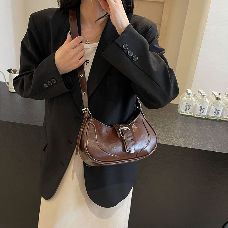 Baguette Tasche in Braun ⎜ Elegante Schultertasche mit Riemen und Schnalle für schicke Anlässe