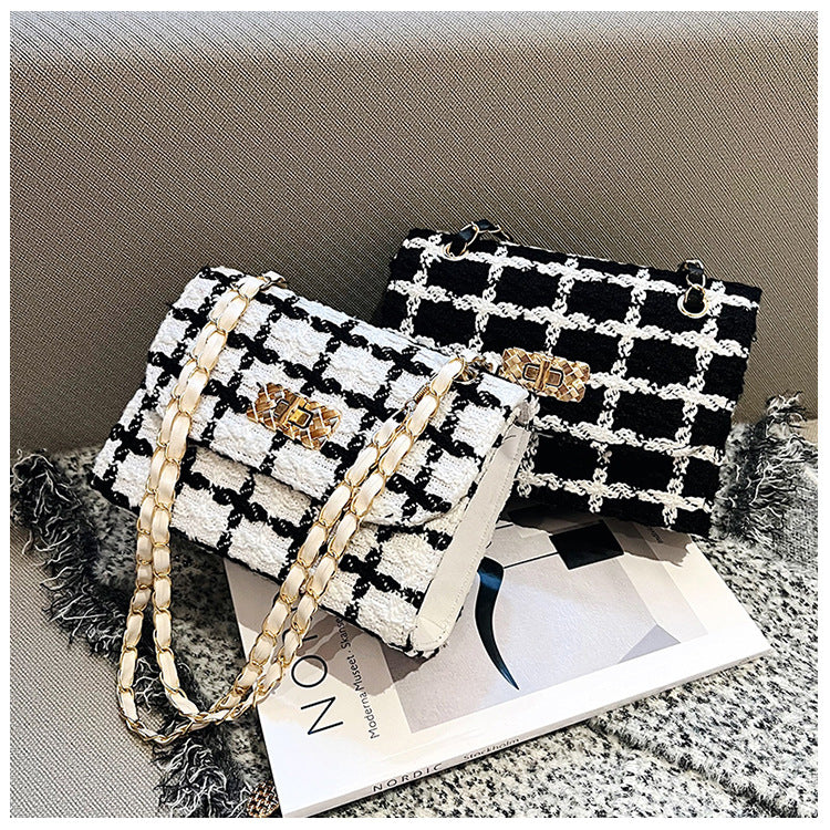 Umhängetasche mit Kette ⎜ Klassische Damen Schultertasche mit Drehverschluss für Business oder Events