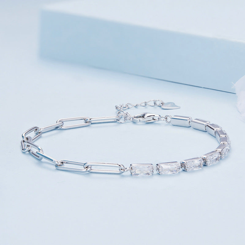 Schlichtes Zirkonia-Armband für Damen ⎜ Feines Silberkettchen für dezente Eleganz im Alltag und zu Anlässen (925 Silber)