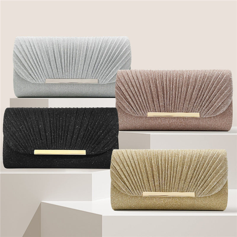 Faltbare Clutch für Damen ⎜ Schlichte Abendtasche mit Glanzstruktur und Magnetverschluss in Metallic-Optik