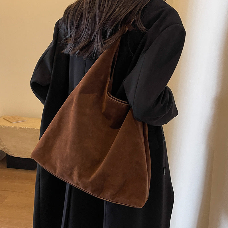 Vintage Schultertasche für Damen ⎜ Weiches Wildleder-Design mit edler Struktur und Komfort
