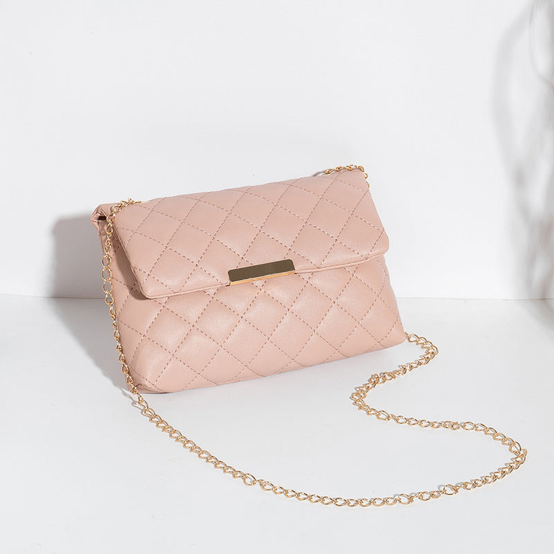 Kleine Schultertasche für Damen ⎜ Modische Kettentasche mit Steppung für trendige Looks und Events