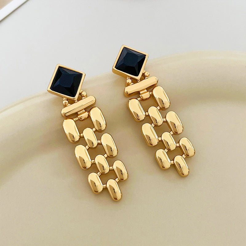 Geometrische Damen-Ohrringe ⎜ Hängendes Design mit schwarzem Detail für elegante, trendbewusste Looks