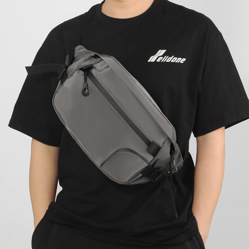 Strapazierfähige Brusttasche für Herren ⎜ Robustes Modell mit großem Stauraum für Alltag und Freizeit