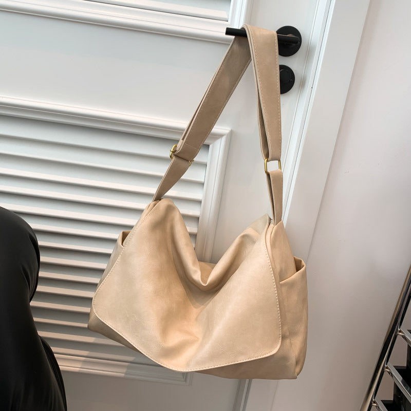 Crossbody-Tasche für Damen ⎜ Weiche Umhängetasche mit Vintage-Lederlook für Alltag und Reisen