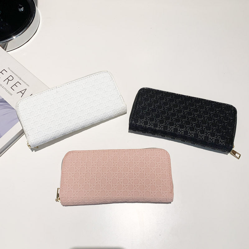 Lange Damen Geldbörse mit Muster ⎜ Elegantes Portemonnaie mit Reißverschluss und strukturierter Oberfläche