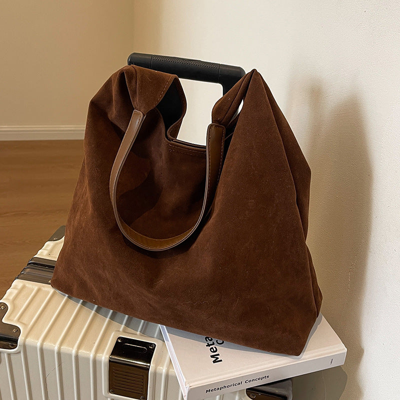 Vintage Schultertasche für Damen ⎜ Weiches Wildleder-Design mit edler Struktur und Komfort