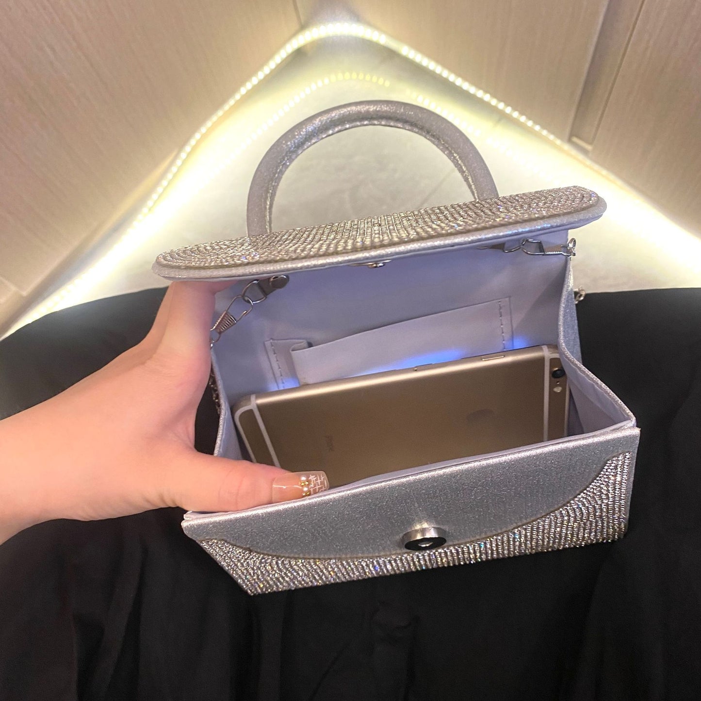 Glitzernde Handtasche für Damen ⎜ Elegante Abendtasche mit Kurzgriff für Gala, Event oder Dinner