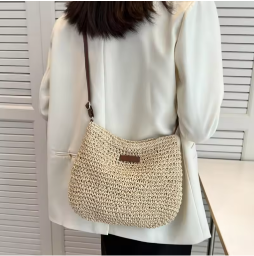 Strandtasche aus Stroh für Damen ⎜ Leichte Sommertasche mit Schulterriemen für Urlaub und Freizeit