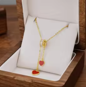 Romantische Herz-Kette für Damen ⎜ Vergoldetes Schmuckstück mit zwei Anhängern für stilvolle Outfits