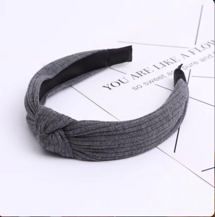 Breiter Haarreif im Retro-Stil für Damen ⎜ Geflochtenes Stirnband aus Strick für vielseitige Alltagsfrisuren