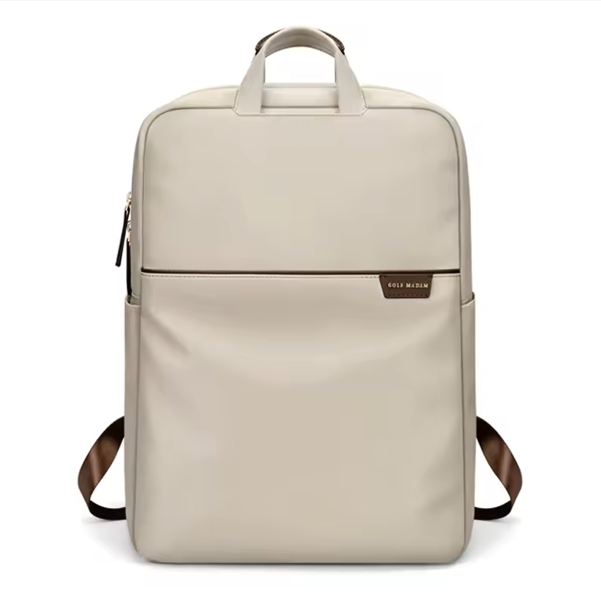 Damen Rucksack aus Kunstleder ⎜ Eleganter Tagesrucksack mit Laptopfach und seitlichen Außentaschen
