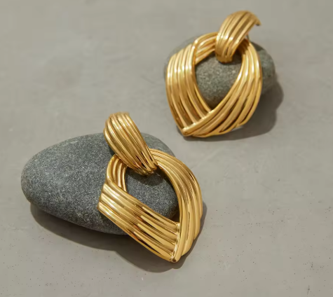 Modernes Design aus Edelstahl ⎜ Ausdrucksstarker Ohrschmuck für auffällige Styles