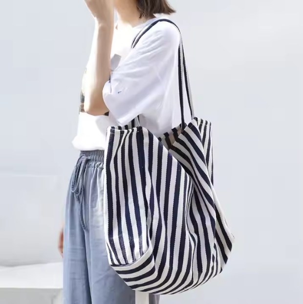 Damen Schultertasche mit Strukturdesign ⎜ Modischer Shopper für Freizeit und Büro