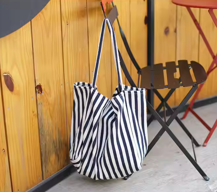 Damen Schultertasche mit Strukturdesign ⎜ Modischer Shopper für Freizeit und Büro