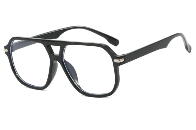 Retro-inspirierte Sonnenbrille für Damen ⎜ Stilvoll getönt für Alltag und Freizeit