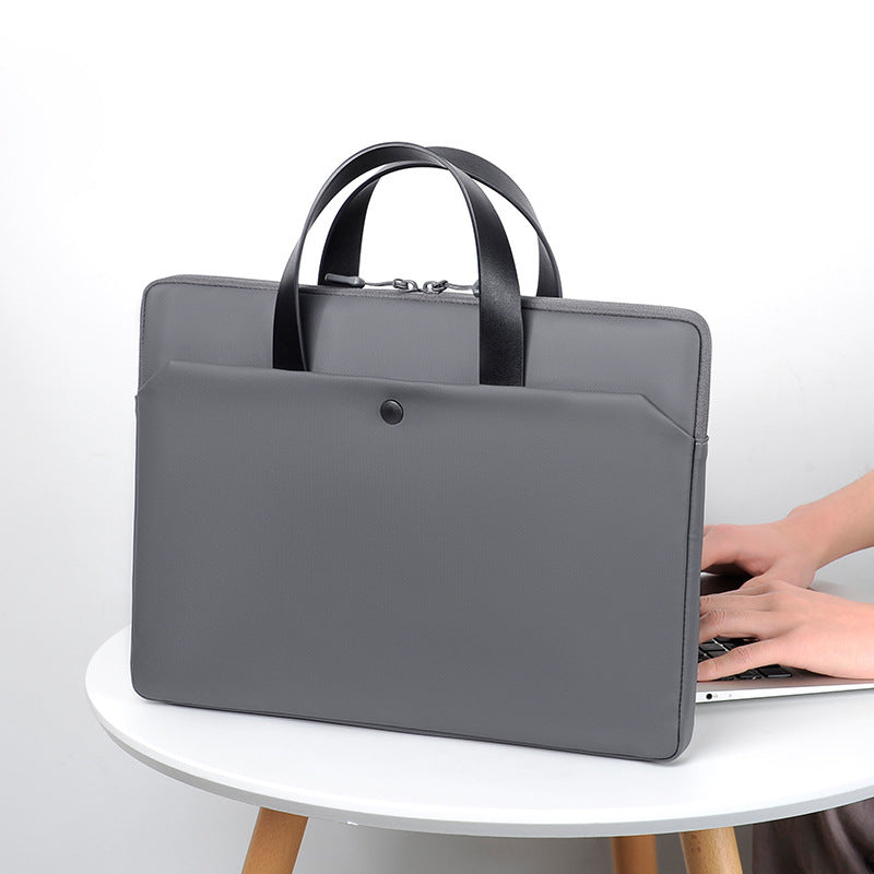 Laptop Tasche mit Griff für Damen und Herren ⎜ Schlankes Design mit Vordertasche für stilvollen Office-Einsatz