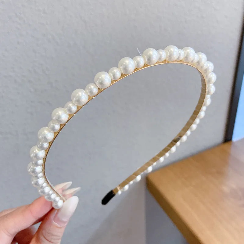 Perlen Haarreif für Damen ⎜ Schlanker Kopfschmuck mit elegantem Design für festliche und alltägliche Anlässe