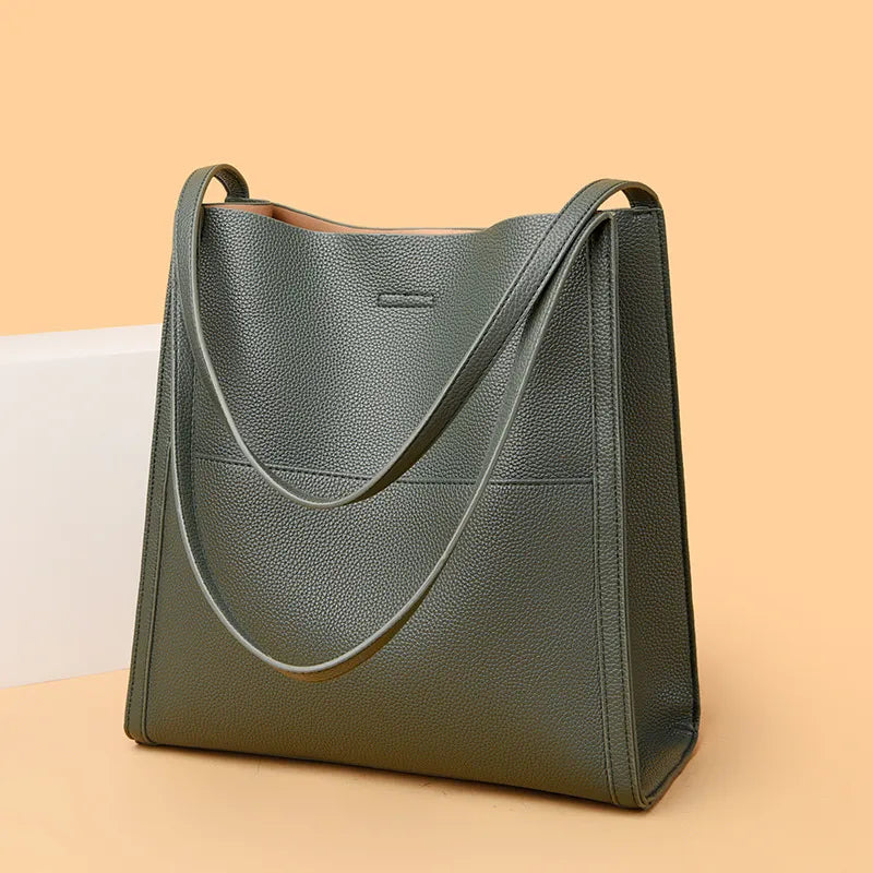 Elegante Handtasche für Damen ⎜ Schlichtes Design mit viel Platz für tägliche Essentials
