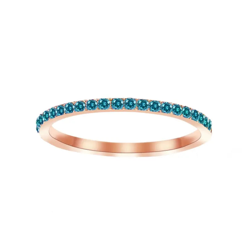 Schlichter Ring in Goldoptik ⎜ Schlichter Ring mit funkelnden Zirkonia für elegante Alltags- und Business-Looks
