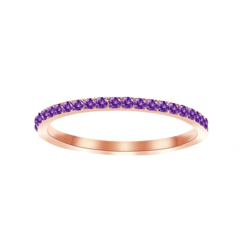 Schlichter Ring in Goldoptik ⎜ Schlichter Ring mit funkelnden Zirkonia für elegante Alltags- und Business-Looks
