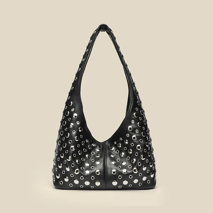 Damen Umhängetasche mit Nieten ⎜ Modische Schultertasche mit Metallic-Akzenten für trendige Looks