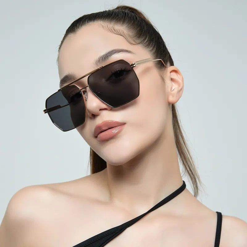 Unisex Sonnenbrille mit Doppelsteg-Design ⎜ Retro-Rahmen für coole Alltagslooks