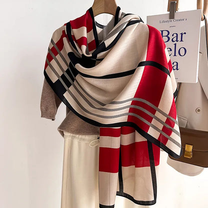 Herbst- und Winterschal für Damen ⎜ Kuscheliges Karotuch für klassische Looks und warme Tage