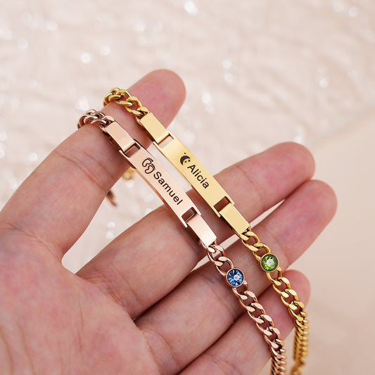 Graviertes Armband ⎜ Personalisierbares Edelstahlband mit Namensgravur und Geburtsstein für besondere Momente